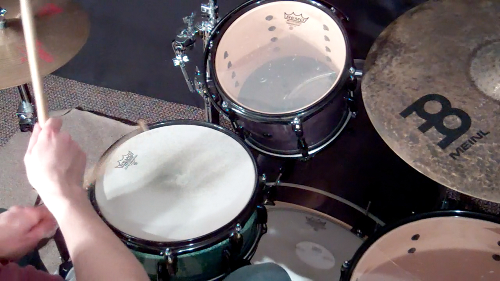 Gatts Drums Warming Up